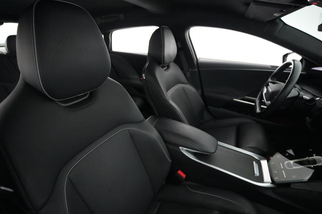 2023 Lucid Air — photo 5 of 20