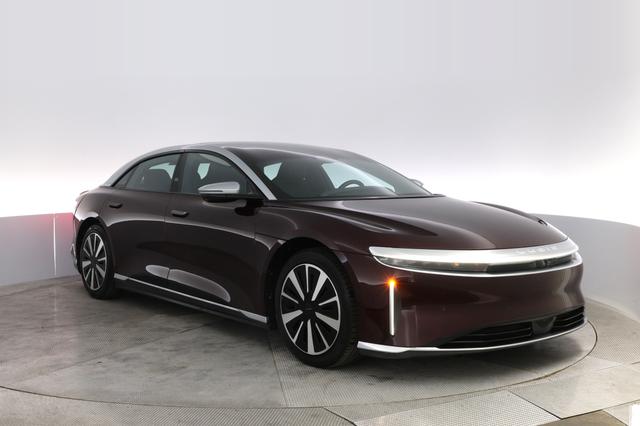 2022 Lucid Air — photo 10 of 21
