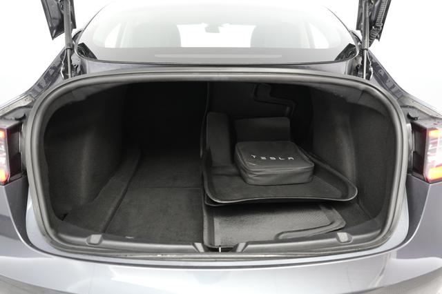 2019 Tesla Model 3 — photo 6 of 26