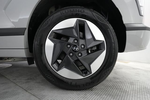 2024 Hyundai Kona Electric — photo 7 of 20