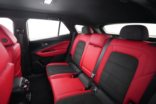 2024 Chevrolet Blazer EV — photo 19 of 21