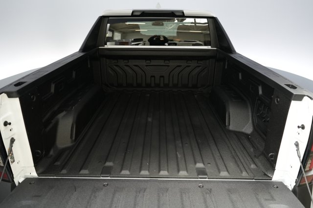 2025 Chevrolet Silverado EV — photo 6 of 15
