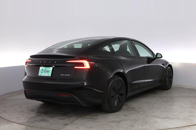 2025 Tesla Model 3 — photo 2 of 21