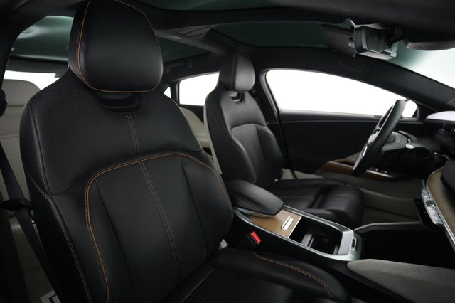 2023 Lucid Air — photo 17 of 20