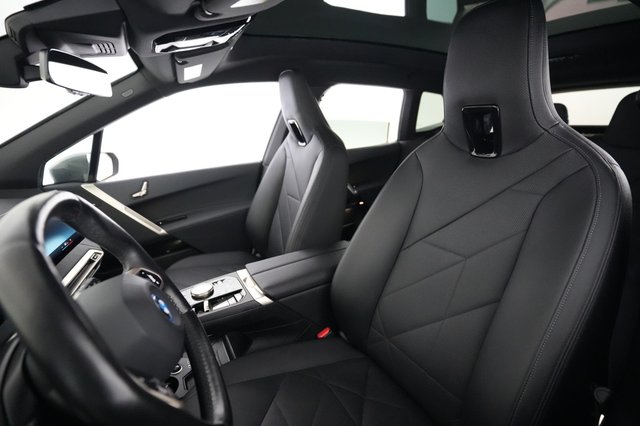 2022 BMW iX — photo 3 of 20