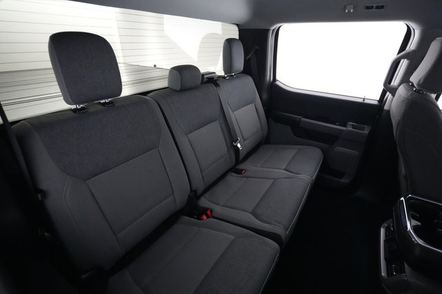 2024 Ford F-150 Lightning — photo 4 of 15