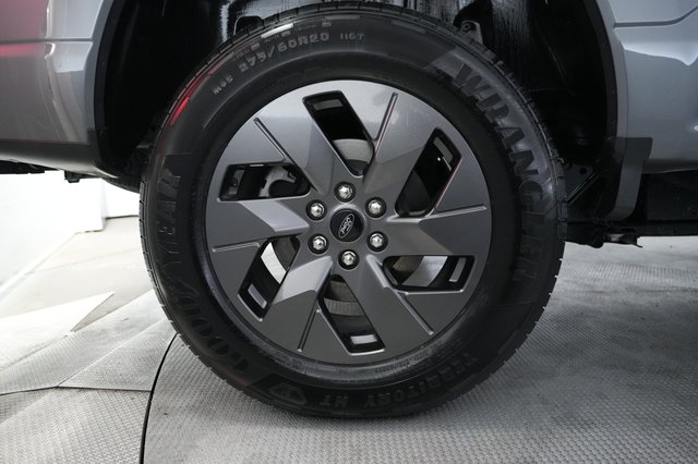 2024 Ford F-150 Lightning — photo 11 of 15