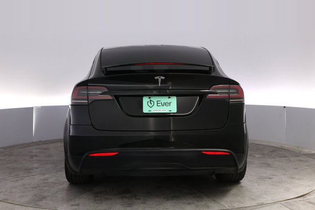 2023 Tesla Model X — photo 12 of 29