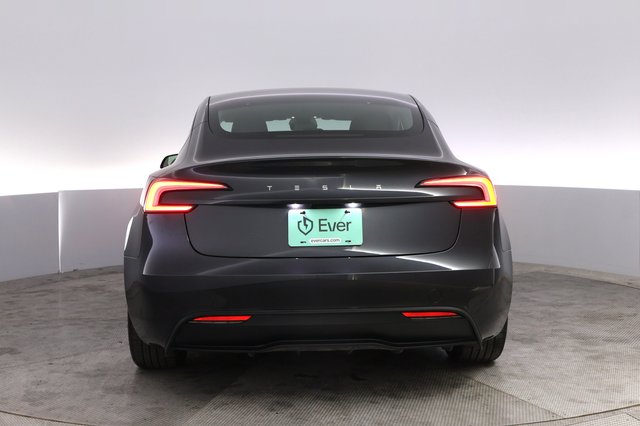 2025 Tesla Model 3 — photo 12 of 22