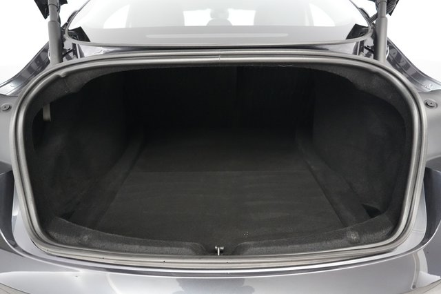 2025 Tesla Model 3 — photo 6 of 22