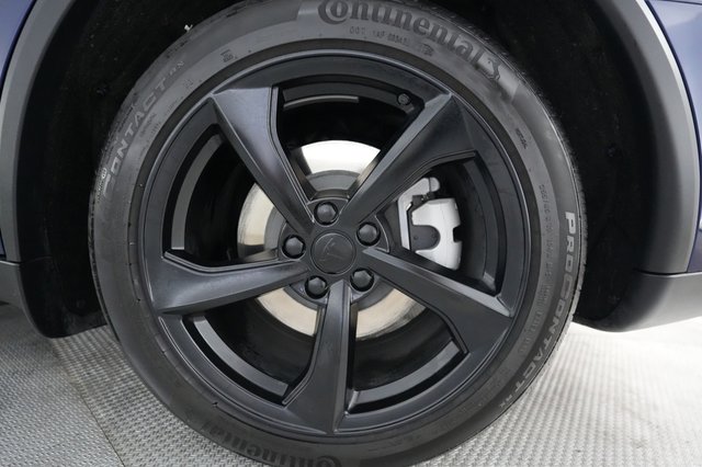 2026 Tesla Model Y — photo 7 of 22