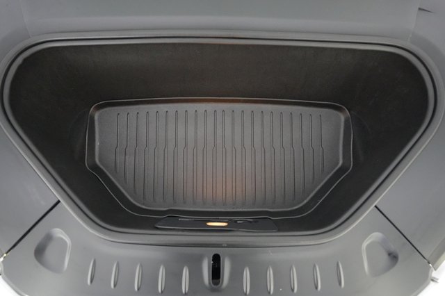 2022 Tesla Model S — photo 20 of 22