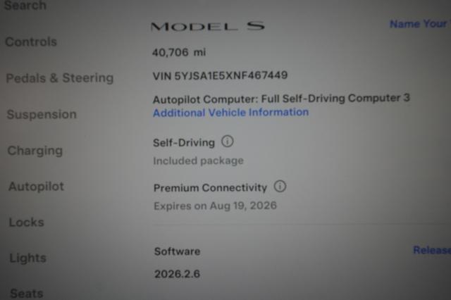 2022 Tesla Model S — photo 5 of 22