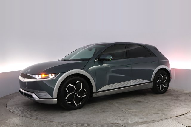 2024 Hyundai IONIQ 5 — photo 14 of 26