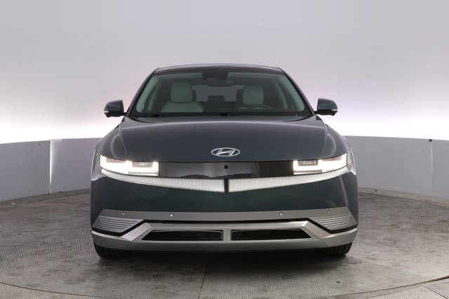 2024 Hyundai IONIQ 5 — photo 9 of 26