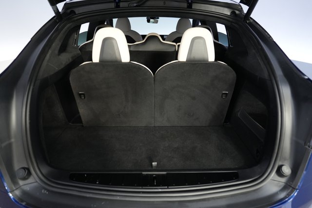 2023 Tesla Model X — photo 6 of 30