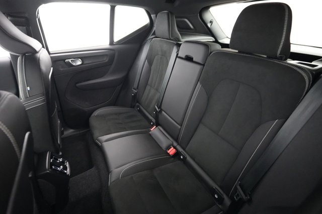 2023 Volvo XC40 Recharge — photo 19 of 21