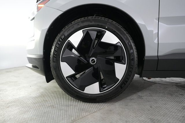 2025 Volvo EX30 — photo 15 of 21