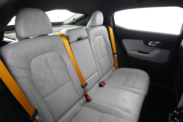 2023 Polestar 2 — photo 4 of 23