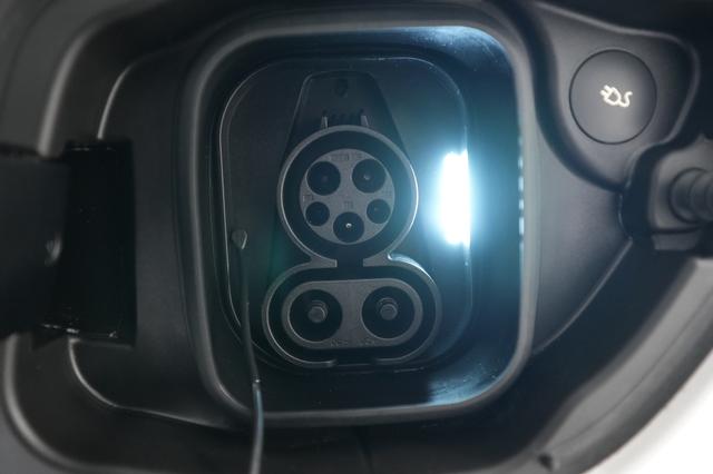 2023 Polestar 2 — photo 8 of 22