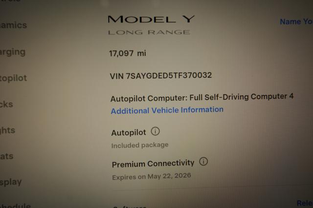 2026 Tesla Model Y — photo 5 of 24
