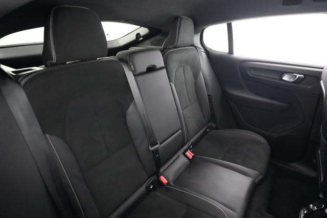 2023 Volvo C40 Recharge — photo 4 of 24
