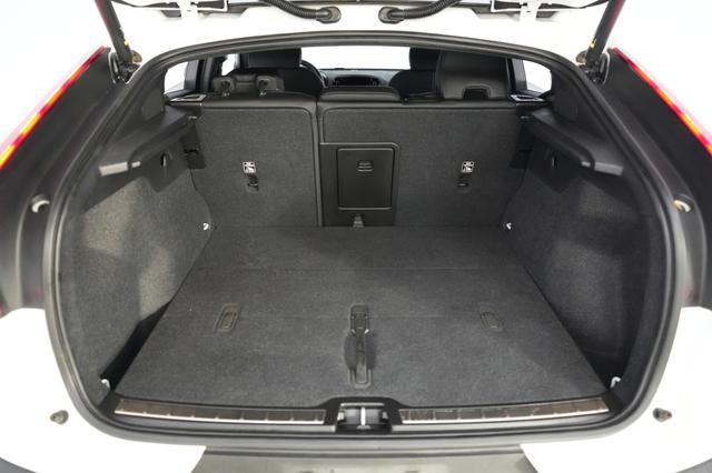 2023 Volvo C40 Recharge — photo 6 of 24