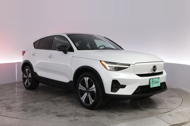 2023 Volvo C40 Recharge — photo 10 of 24