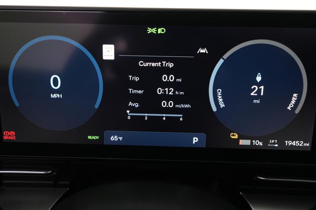 2024 Hyundai Kona Electric — photo 5 of 22