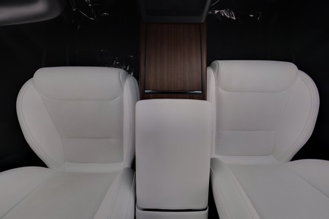 2023 Tesla Model X — photo 22 of 24