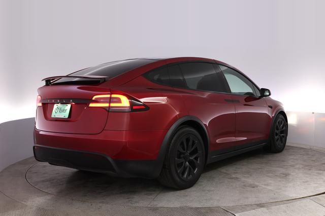 2023 Tesla Model X — photo 2 of 24