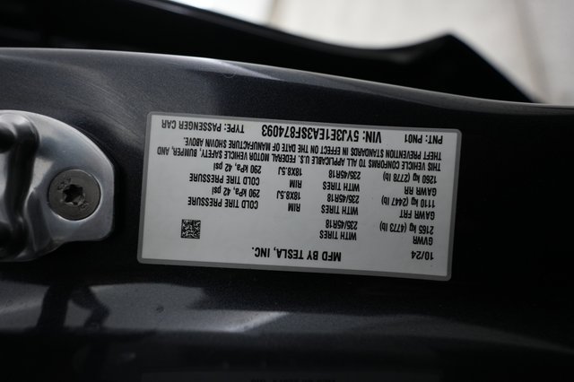 2025 Tesla Model 3 — photo 21 of 21