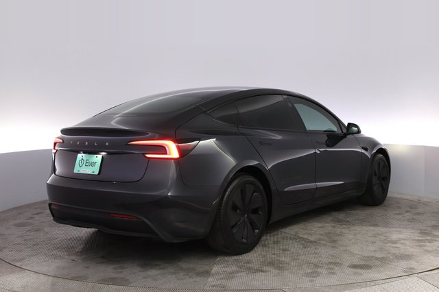 2025 Tesla Model 3 — photo 2 of 21