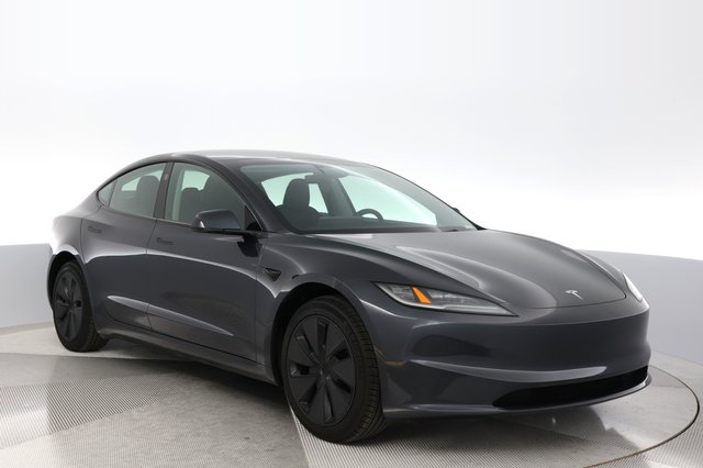 2025 Tesla Model 3 — photo 9 of 21