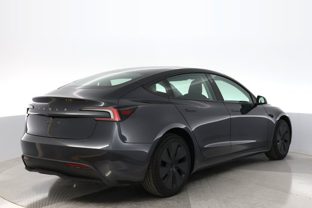 2025 Tesla Model 3 — photo 2 of 21