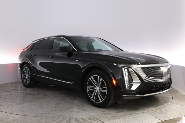 2024 Cadillac Lyriq — photo 10 of 21