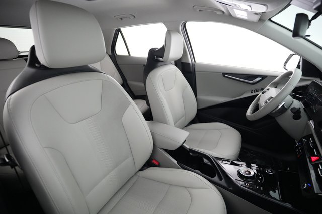2023 Kia Niro EV — photo 18 of 21