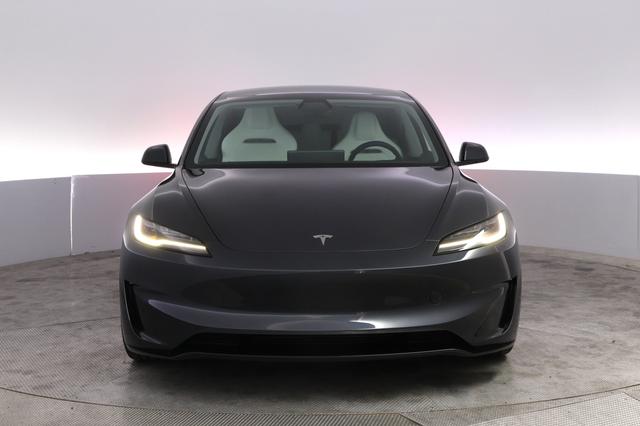 2025 Tesla Model 3 — photo 9 of 20
