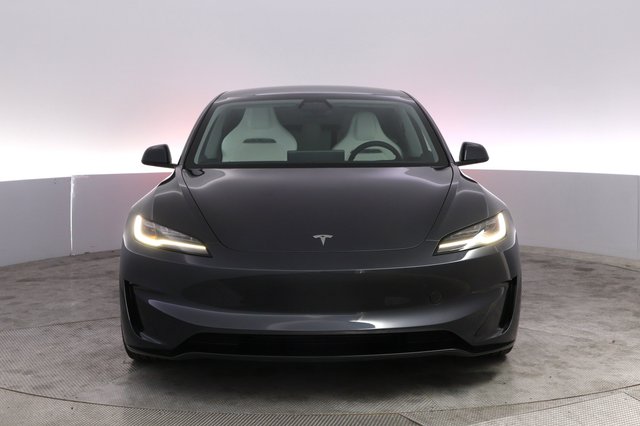 2025 Tesla Model 3 — photo 9 of 20
