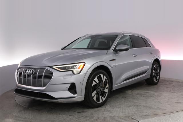 2023 Audi e-tron — VIN WA1LAAGE7PB008736