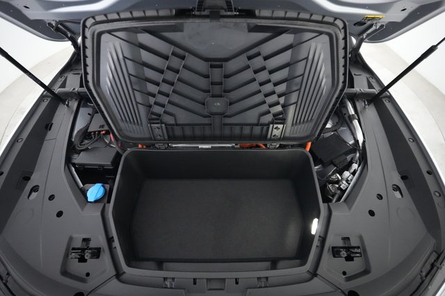 2023 Audi e-tron — photo 22 of 25
