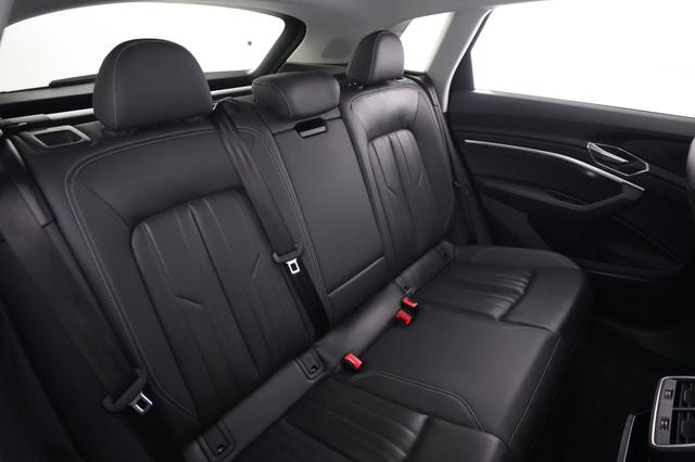2023 Audi e-tron — photo 4 of 25
