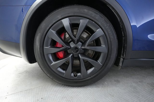 2023 Tesla Model X — photo 17 of 33