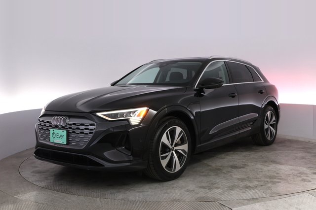 2024 Audi Q8 e-tron — VIN WA15AAGE1RB061556