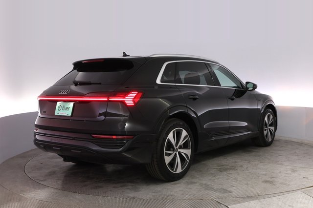 2024 Audi Q8 e-tron — photo 2 of 29