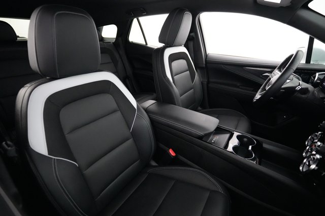 2024 Chevrolet Blazer EV — photo 18 of 21
