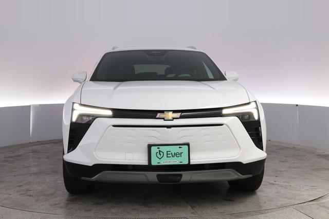 2024 Chevrolet Blazer EV — photo 9 of 21