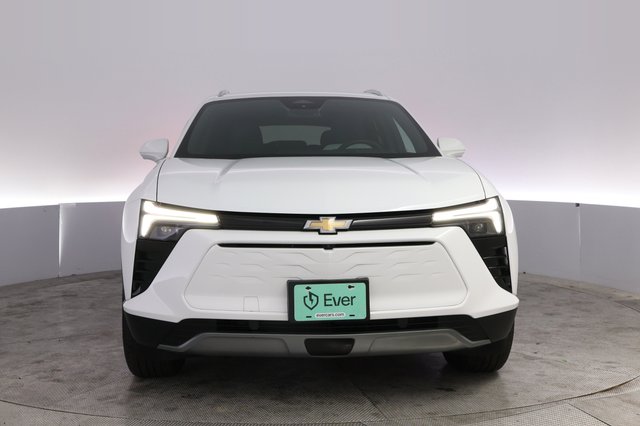 2024 Chevrolet Blazer EV — photo 9 of 21