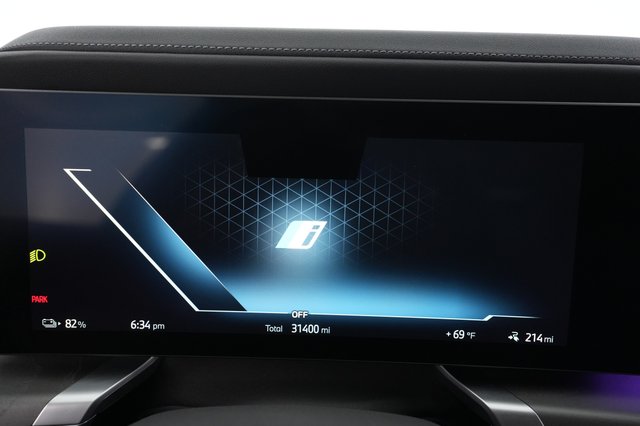 2023 BMW i7 — photo 5 of 20