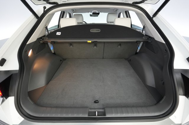 2024 Hyundai IONIQ 5 — photo 6 of 23